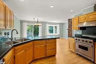 2738 Kerrisdale Ridge Dr, Medford, OR 97504 - Photo 16