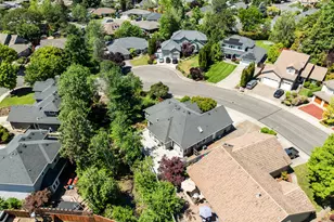 2738 Kerrisdale Ridge Dr, Medford, OR 97504 - Photo 48