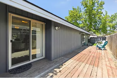 1720 NE 4th Street, Bend, OR 97701 - Photo 28