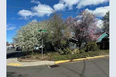 1720 NE 4th Street, Bend, OR 97701 - Photo 30