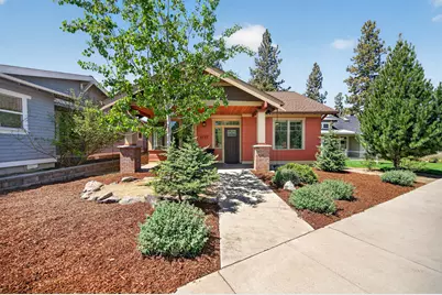 1517 NW Mt Washington Drive, Bend, OR 97703 - Photo 2