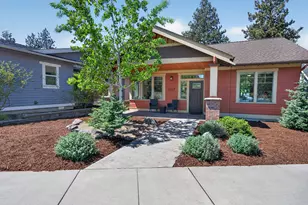 1517 Northwest Mount Washington Drive, Bend, OR 97703 - Photo 4