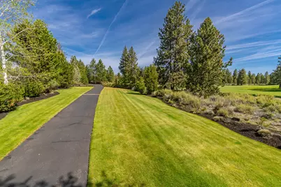 20112 Starfire Ridge, Bend, OR 97702 - Photo 6