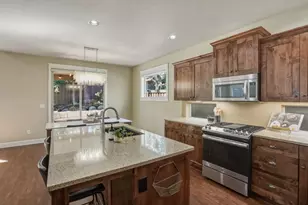 1705 NW Precision Ln, Bend, OR 97703 - Photo 10