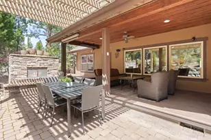 2677 NW Champion Cir, Bend, OR 97703 - Photo 38