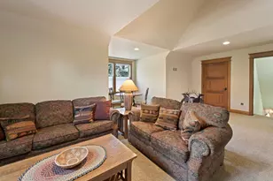 2677 NW Champion Cir, Bend, OR 97703 - Photo 32