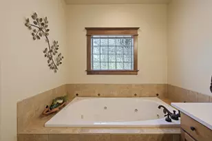 2677 NW Champion Cir, Bend, OR 97703 - Photo 24