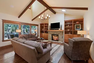 2677 NW Champion Cir, Bend, OR 97703 - Photo 16
