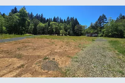 847 Caves Highway, Cave Junction, OR 97523 - Photo 2
