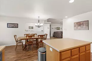 962 Ridgeview Dr, Eagle Point, OR 97524 - Photo 10