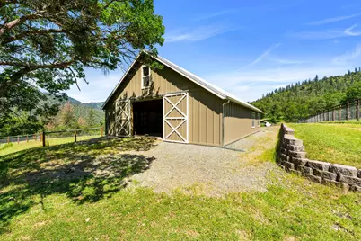 931 Hogan Road, Applegate, OR 97530 - Photo 28