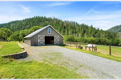 931 Hogan Road, Applegate, OR 97530 - Photo 26