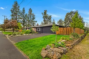 409 NE 6th St, Bend, OR 97701 - Photo 2
