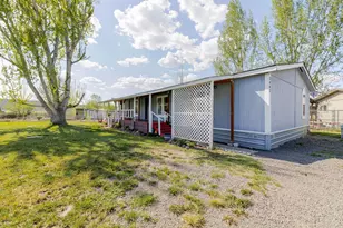 2447 NW McDougal Ct, Prineville, OR 97754 - Photo 2