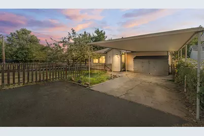 3428 Chelsea Street, Klamath Falls, OR 97601 - Photo 2