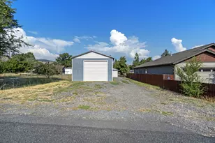 3428 Chelsea St, Klamath Falls, OR 97601 - Photo 36