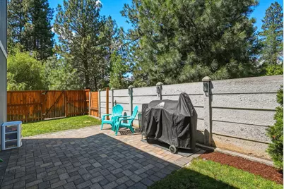 20016 Mount Hope Lane, Bend, OR 97702 - Photo 34