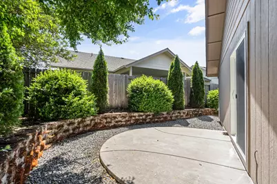 1439 Andy Griffith, Grants Pass, OR 97527 - Photo 24