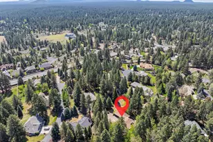 60645 Taos, Bend, OR 97702 - Photo 46