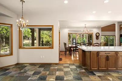 60645 Taos, Bend, OR 97702 - Photo 14