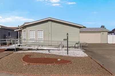 555 Freeman Road #UNIT 257, Central Point, OR 97502 - Photo 2
