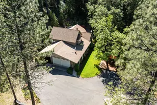 651 Dutcher Creek Rd, Grants Pass, OR 97527 - Photo 40