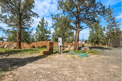 65450 76th Street, Bend, OR 97703 - Photo 42