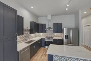 65450 76th St, Bend, OR 97703 - Photo 8