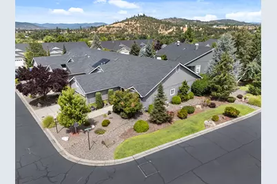 115 Sandridge Way, Eagle Point, OR 97524 - Photo 6