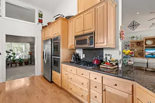 115 Sandridge Way, Eagle Point, OR 97524 - Photo 12