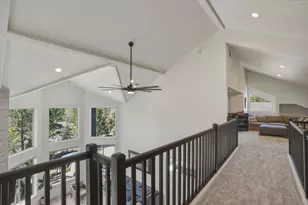 26 NW Skyliner Summit Loop, Bend, OR 97703 - Photo 22