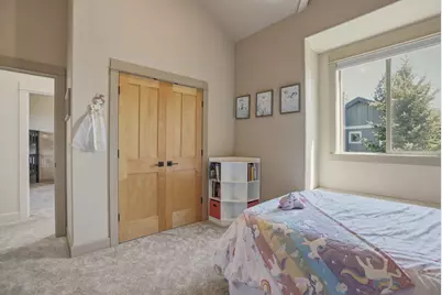 26 NW Skyliner Summit Loop, Bend, OR 97703 - Photo 32