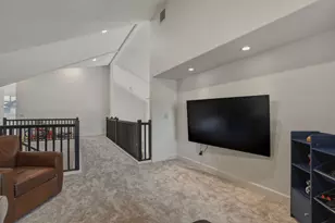 26 NW Skyliner Summit Loop, Bend, OR 97703 - Photo 24