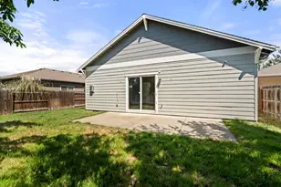 141 Alta Ln, Central Point, OR 97502 - Photo 22