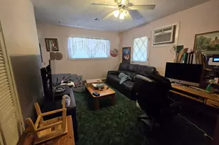 1121 SW Cottonwood St, Grants Pass, OR 97526 - Photo 8