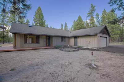 327 Chapman Street, Gilchrist, OR 97737 - Photo 2