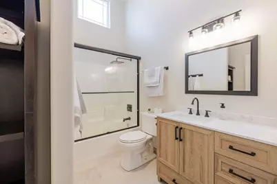 18351 SW Mt Saint Helens Drive, Powell Butte, OR 97753 - Photo 54