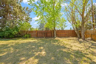63609 Hunters Circle, Bend, OR 97701 - Photo 28
