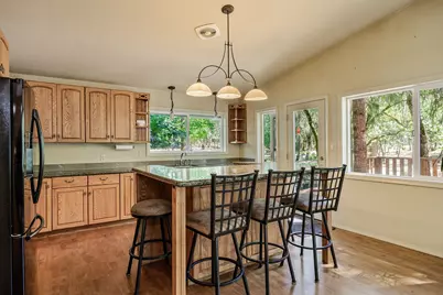 291 Pyle Drive #291, Grants Pass, OR 97527 - Photo 2