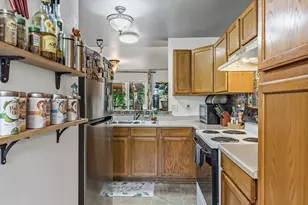 2030 Brookhurst St, Medford, OR 97504 - Photo 8