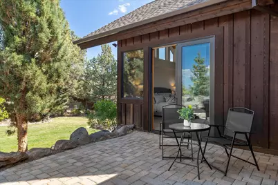 64155 Hunnell Road, Bend, OR 97703 - Photo 42
