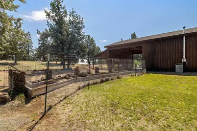 64155 Hunnell Road, Bend, OR 97703 - Photo 74