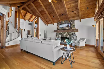 64155 Hunnell Road, Bend, OR 97703 - Photo 10