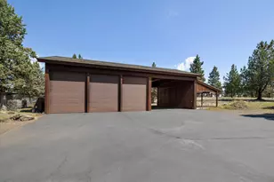 64155 Hunnell Rd, Bend, OR 97703 - Photo 60