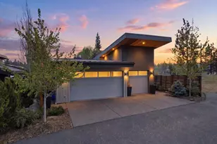 636 NW Portland Ave, Bend, OR 97703 - Photo 2
