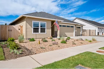 4951 SW Yew Place, Redmond, OR 97756 - Photo 4