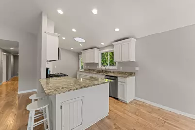 2094 Montgomery Lane, Grants Pass, OR 97527 - Photo 4