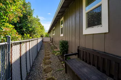 2094 Montgomery Lane, Grants Pass, OR 97527 - Photo 34