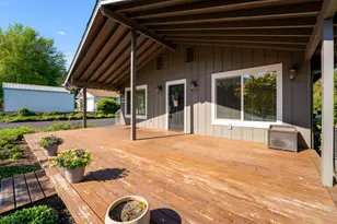 2094 Montgomery Ln, Grants Pass, OR 97527 - Photo 22