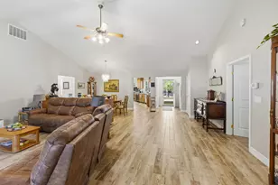 51730 Pine Loop Dr, La Pine, OR 97739 - Photo 6